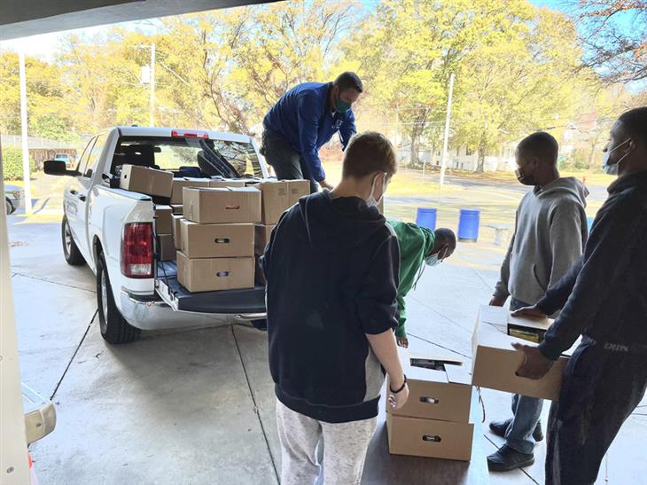 York Chester Middle School donated 4,290 canned goods to Crisis Assistance Ministry and the Webb Street School food pantry.  